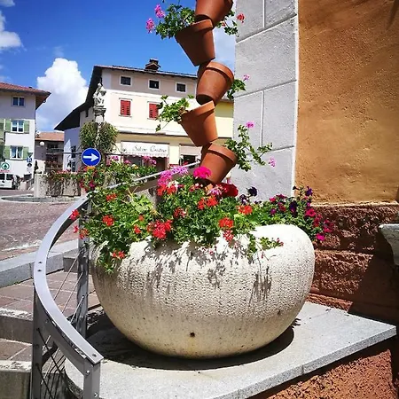 بيت خشبي Dolomiti Di Brenta *